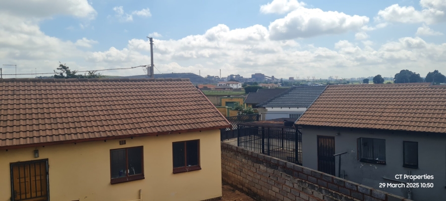 2 Bedroom Property for Sale in Roodekop Gauteng