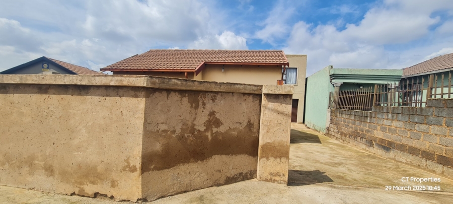 2 Bedroom Property for Sale in Roodekop Gauteng