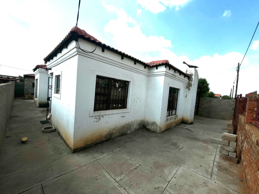 3 Bedroom Property for Sale in Soshanguve V Gauteng