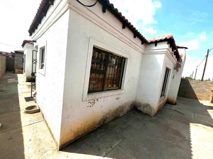 3 Bedroom Property for Sale in Soshanguve V Gauteng