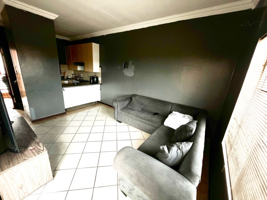 1 Bedroom Property for Sale in The Orchards Gauteng