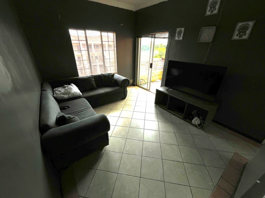 1 Bedroom Property for Sale in The Orchards Gauteng