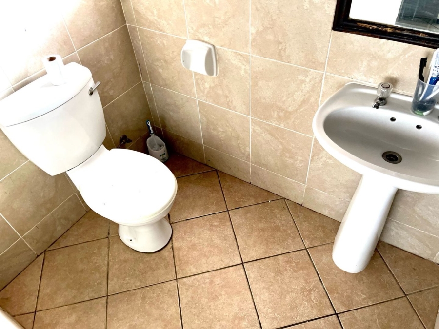1 Bedroom Property for Sale in The Orchards Gauteng