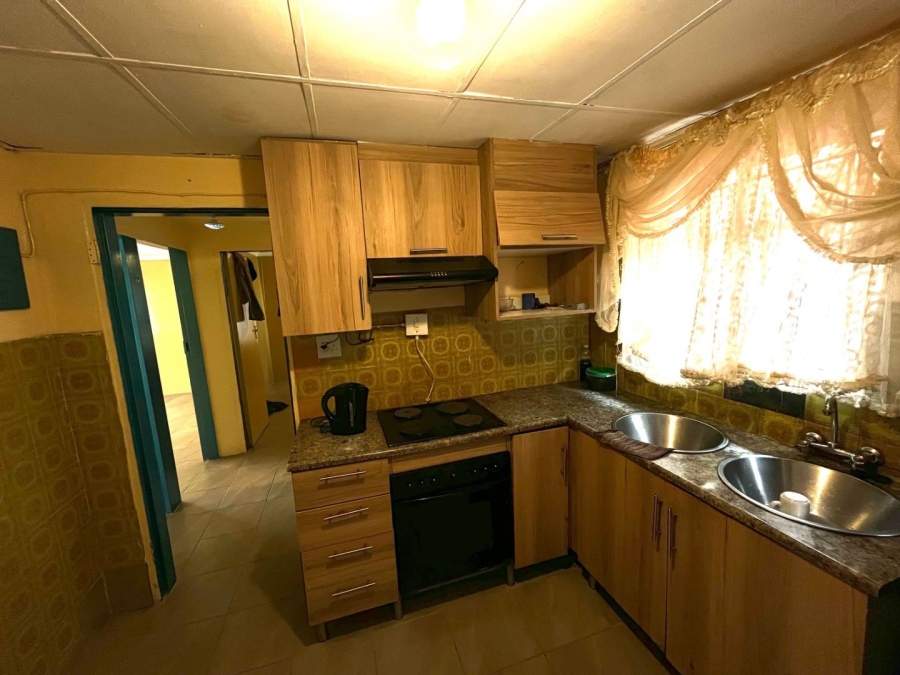 5 Bedroom Property for Sale in Soshanguve H Gauteng