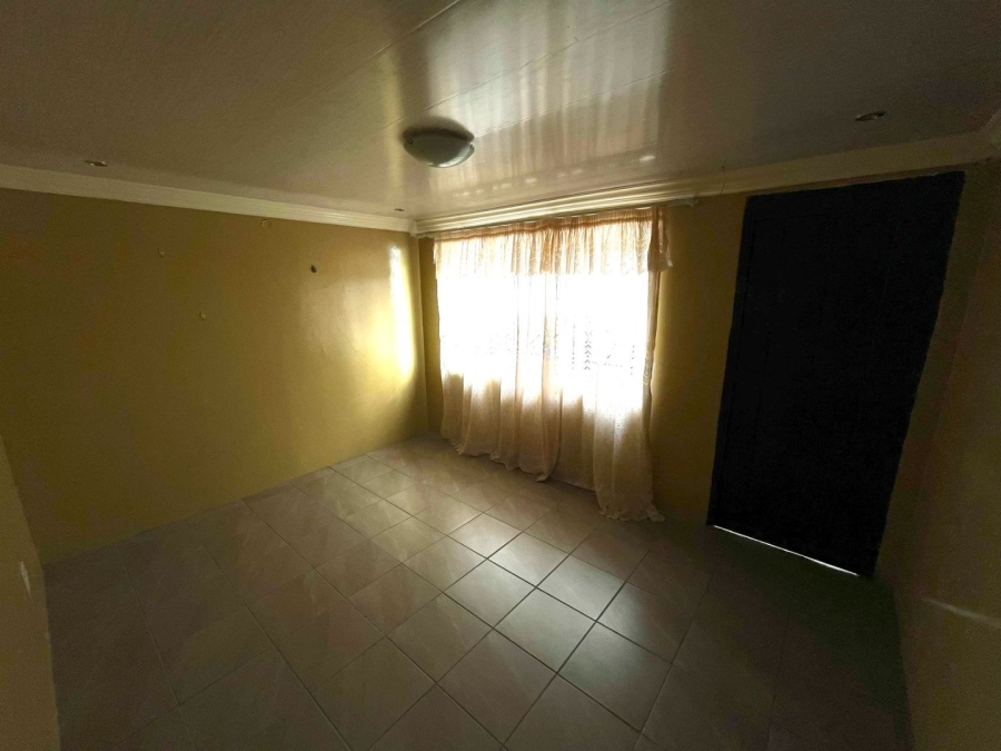 5 Bedroom Property for Sale in Soshanguve H Gauteng