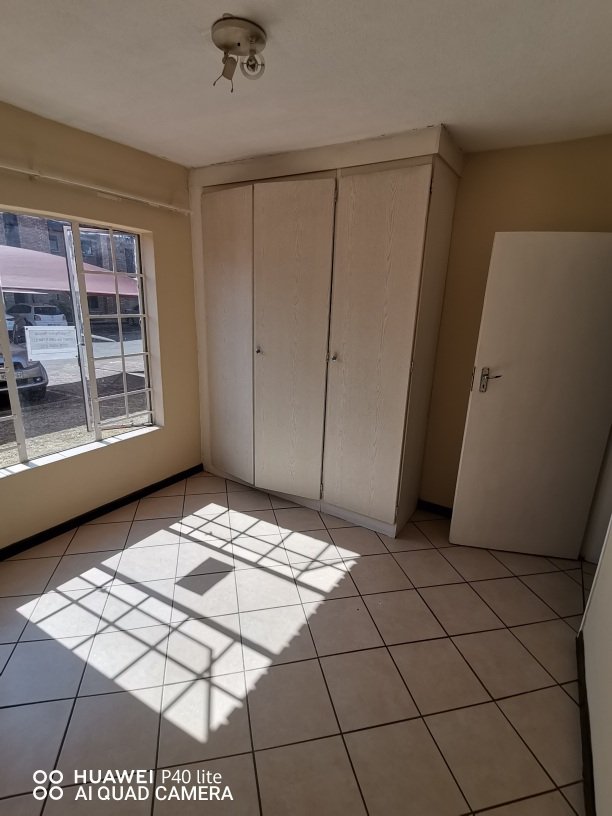 2 Bedroom Property for Sale in Karenpark Gauteng