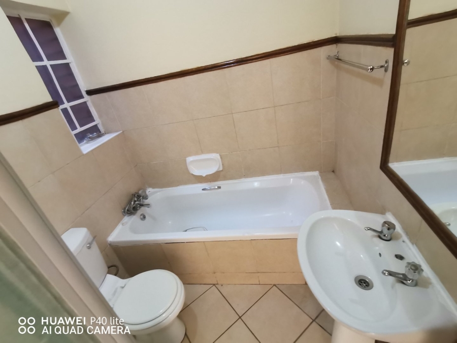 2 Bedroom Property for Sale in Karenpark Gauteng