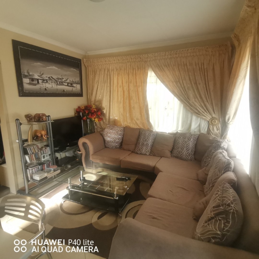 2 Bedroom Property for Sale in Soshanguve XX Gauteng