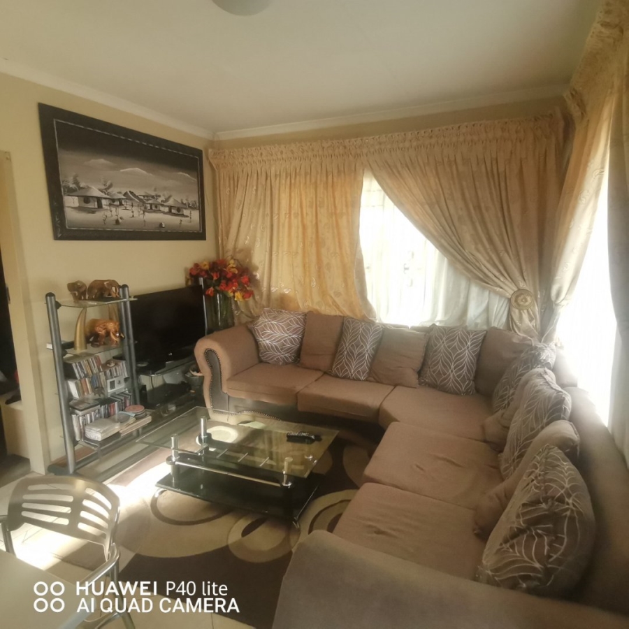 2 Bedroom Property for Sale in Soshanguve XX Gauteng