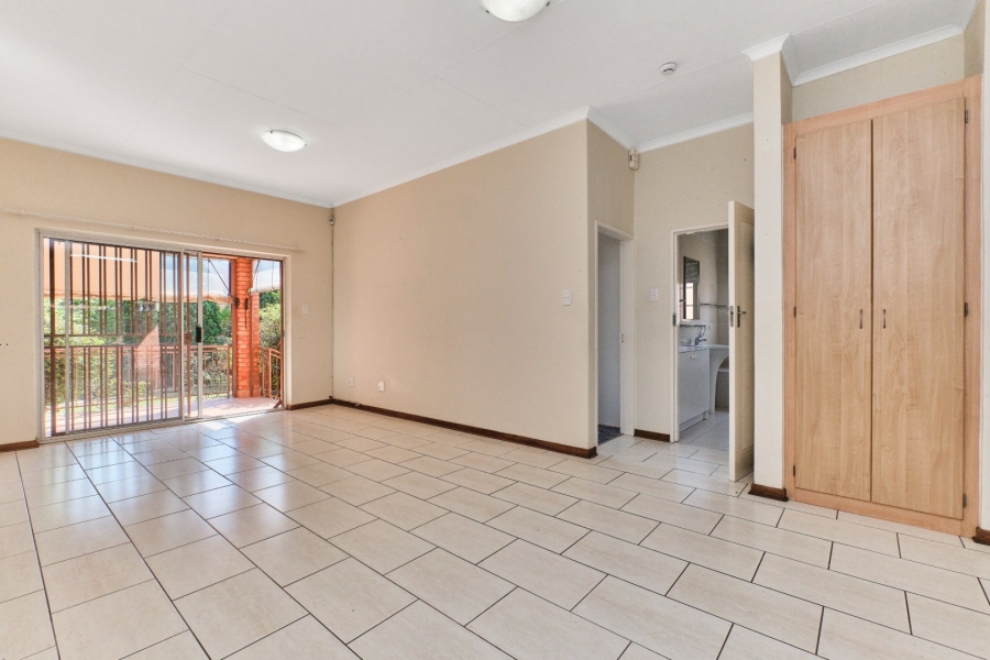 2 Bedroom Property for Sale in Honeydew Gauteng