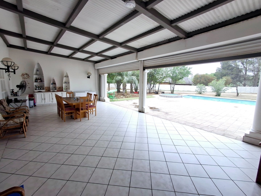 4 Bedroom Property for Sale in Marlbank Gauteng