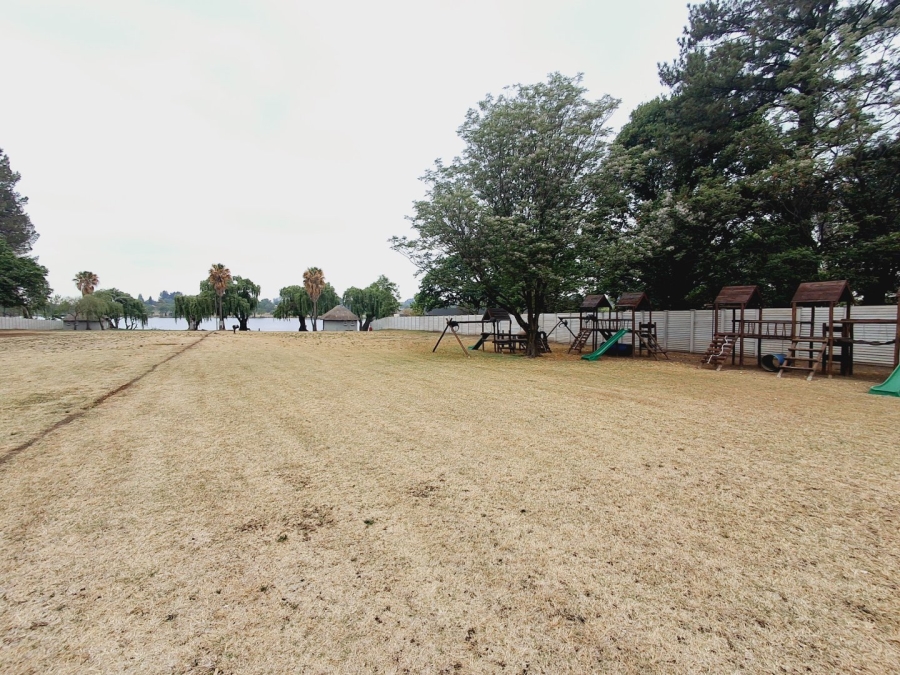 4 Bedroom Property for Sale in Marlbank Gauteng