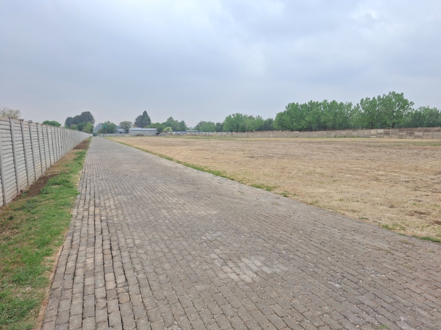 4 Bedroom Property for Sale in Marlbank Gauteng