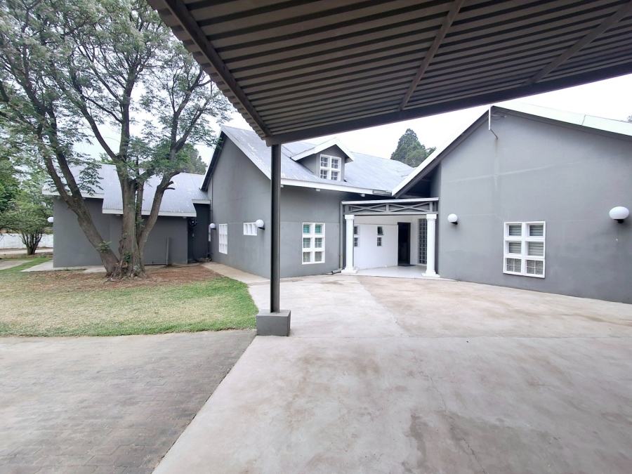 4 Bedroom Property for Sale in Marlbank Gauteng