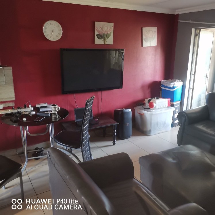 2 Bedroom Property for Sale in Pretoria North Gauteng