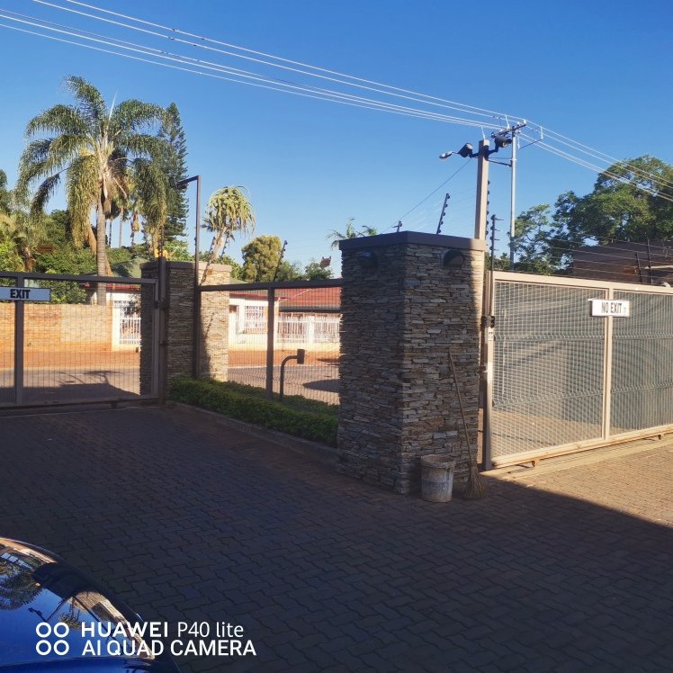 2 Bedroom Property for Sale in Pretoria North Gauteng
