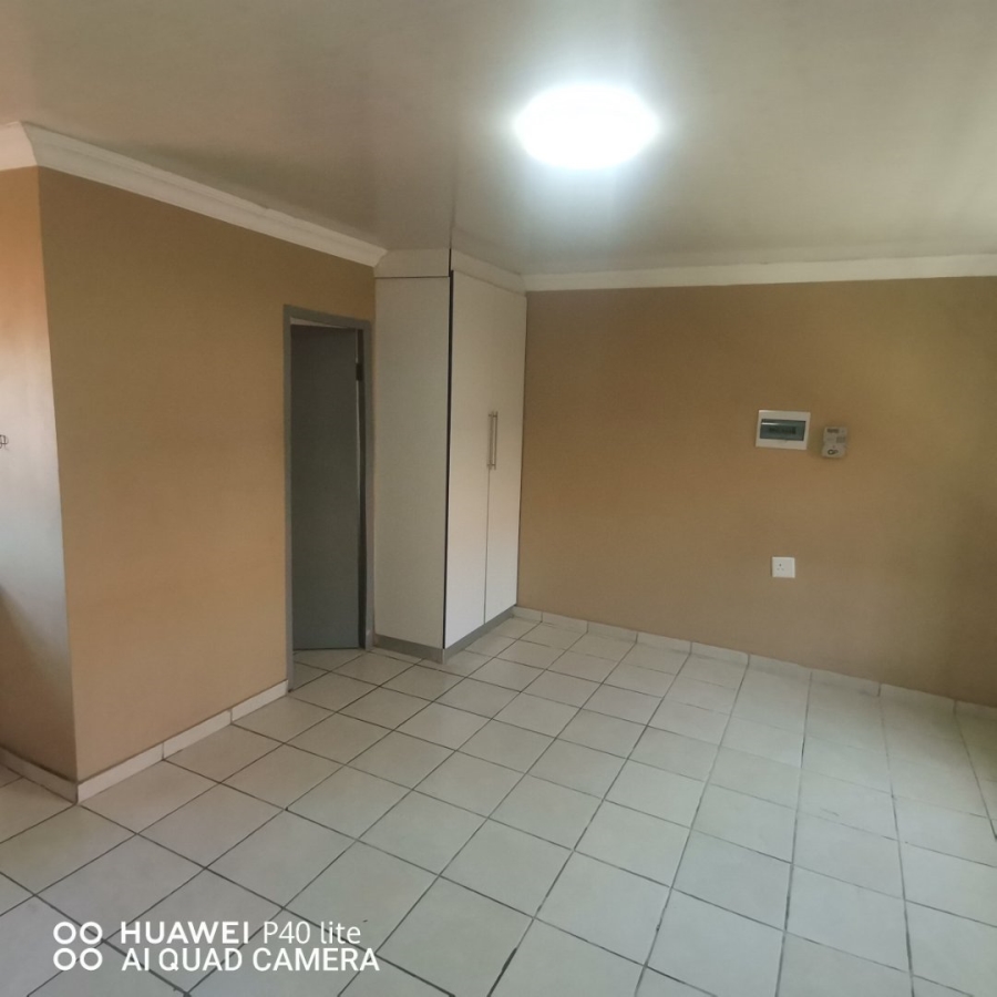 17 Bedroom Property for Sale in Soshanguve F Gauteng