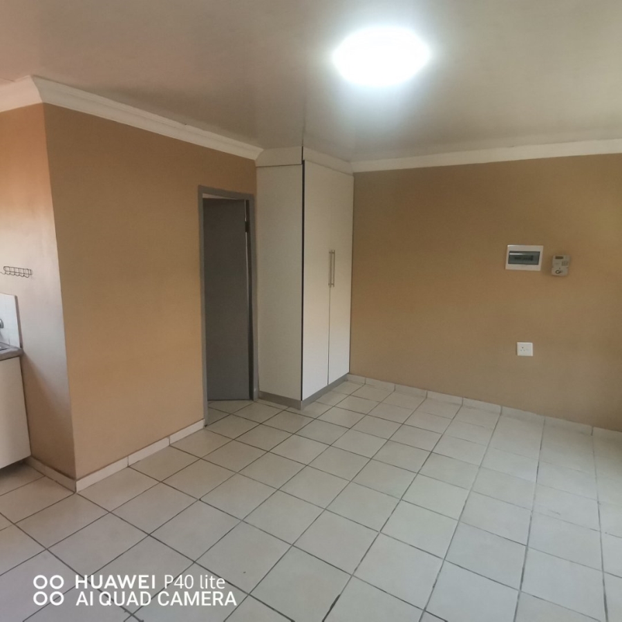 17 Bedroom Property for Sale in Soshanguve F Gauteng