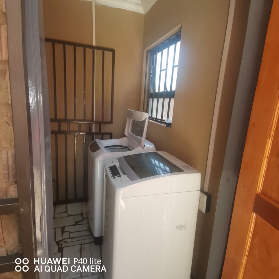 17 Bedroom Property for Sale in Soshanguve F Gauteng
