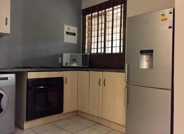 To Let 1 Bedroom Property for Rent in Eltonhill Gauteng