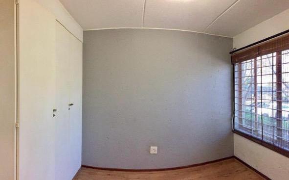 To Let 1 Bedroom Property for Rent in Eltonhill Gauteng