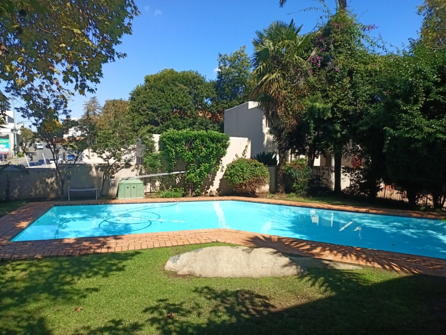 To Let 1 Bedroom Property for Rent in Eltonhill Gauteng