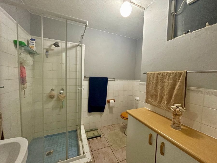 3 Bedroom Property for Sale in Die Hoewes Gauteng
