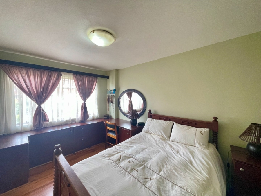 3 Bedroom Property for Sale in Die Hoewes Gauteng