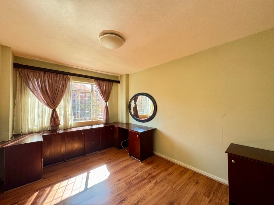 3 Bedroom Property for Sale in Die Hoewes Gauteng