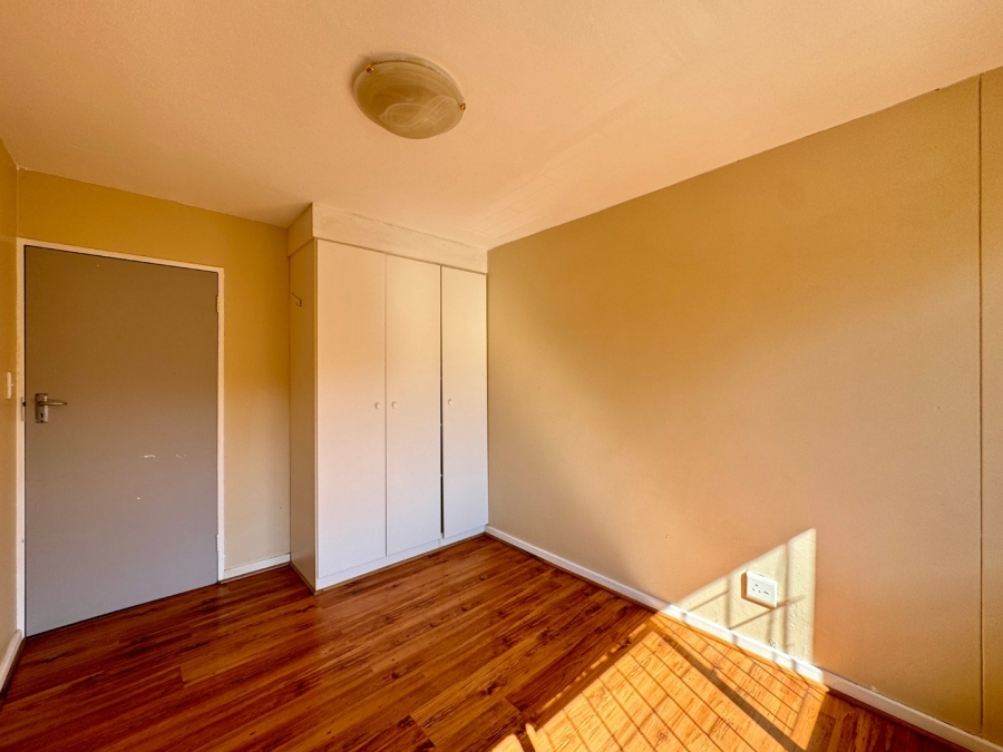 3 Bedroom Property for Sale in Die Hoewes Gauteng
