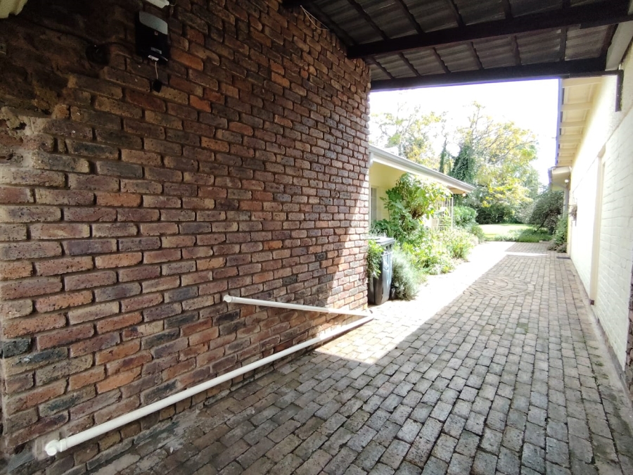 3 Bedroom Property for Sale in Wychwood Gauteng