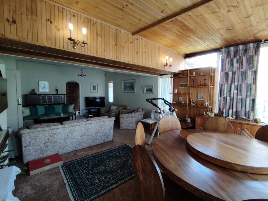 3 Bedroom Property for Sale in Wychwood Gauteng