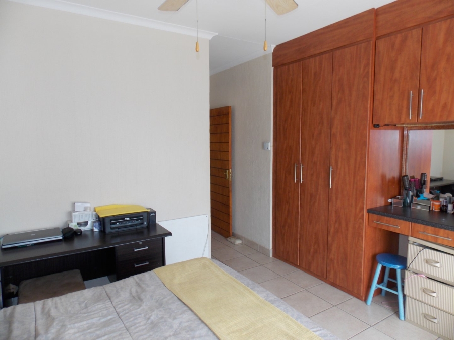 3 Bedroom Property for Sale in Thatchfield Estate Gauteng