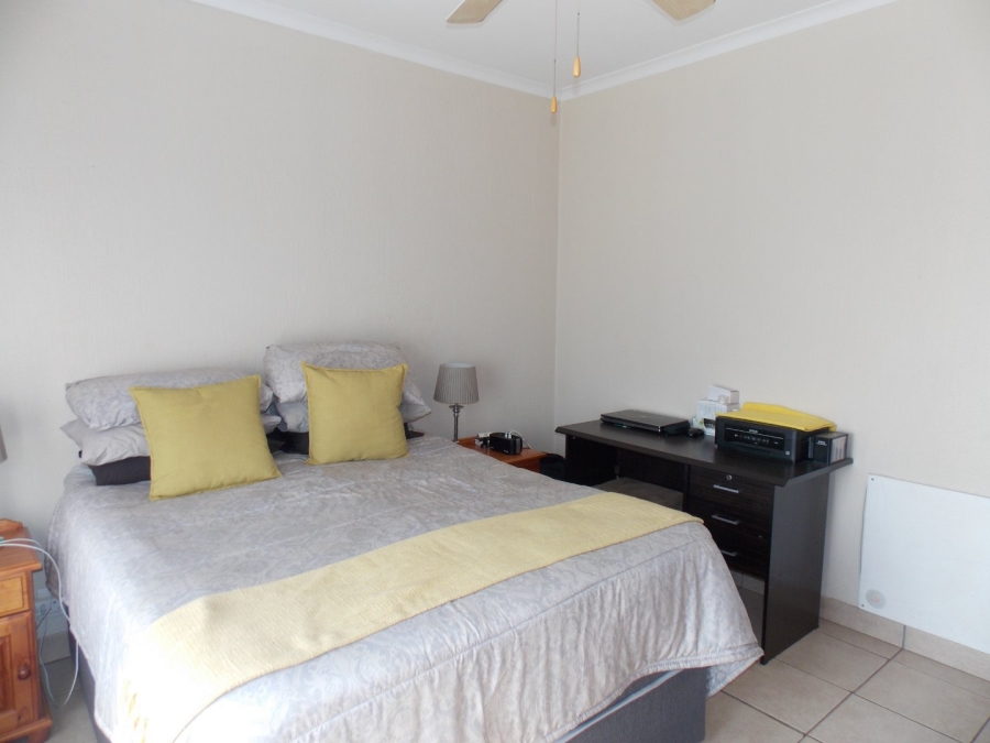 3 Bedroom Property for Sale in Thatchfield Estate Gauteng