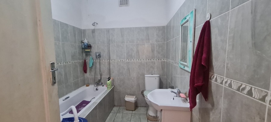 2 Bedroom Property for Sale in Comet Gauteng