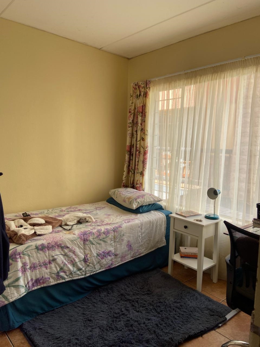 To Let 3 Bedroom Property for Rent in Clubview Gauteng