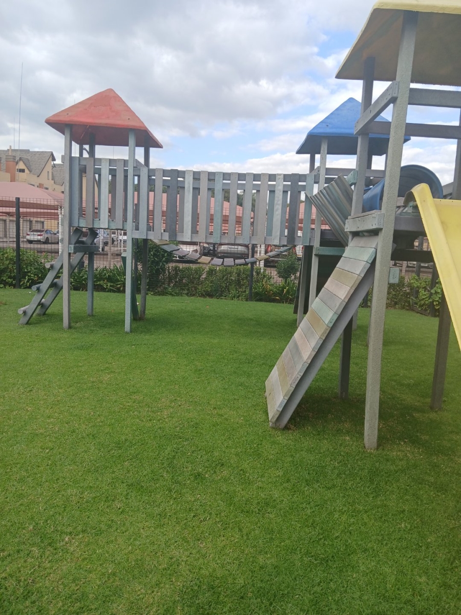 To Let 3 Bedroom Property for Rent in Clubview Gauteng