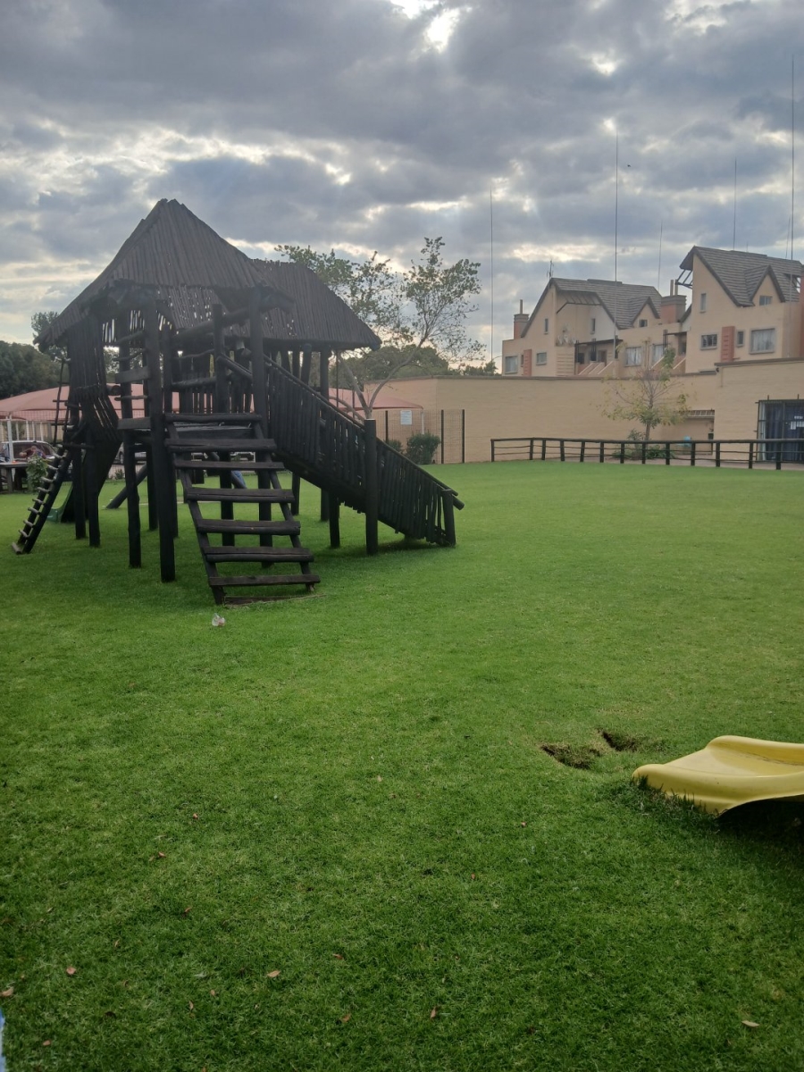 To Let 3 Bedroom Property for Rent in Clubview Gauteng