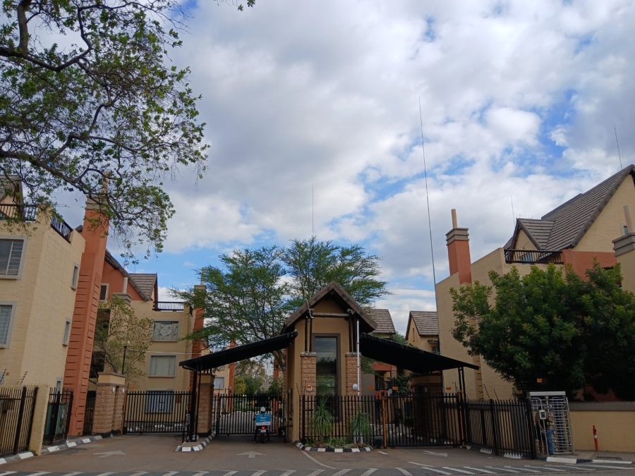 To Let 3 Bedroom Property for Rent in Clubview Gauteng