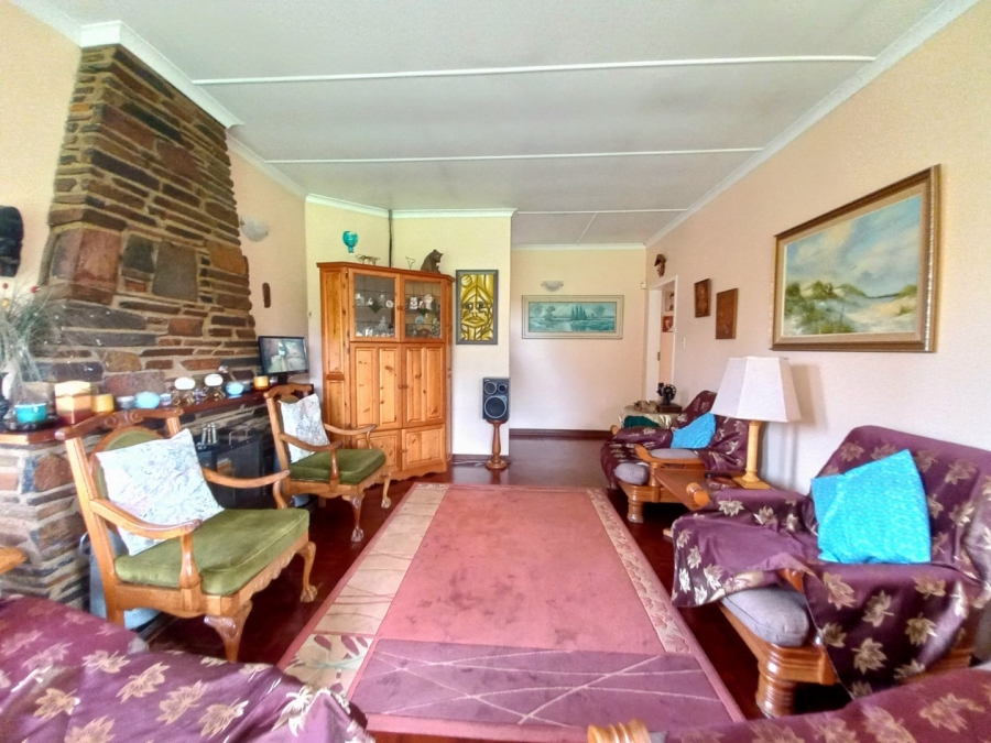 3 Bedroom Property for Sale in Harmelia Gauteng