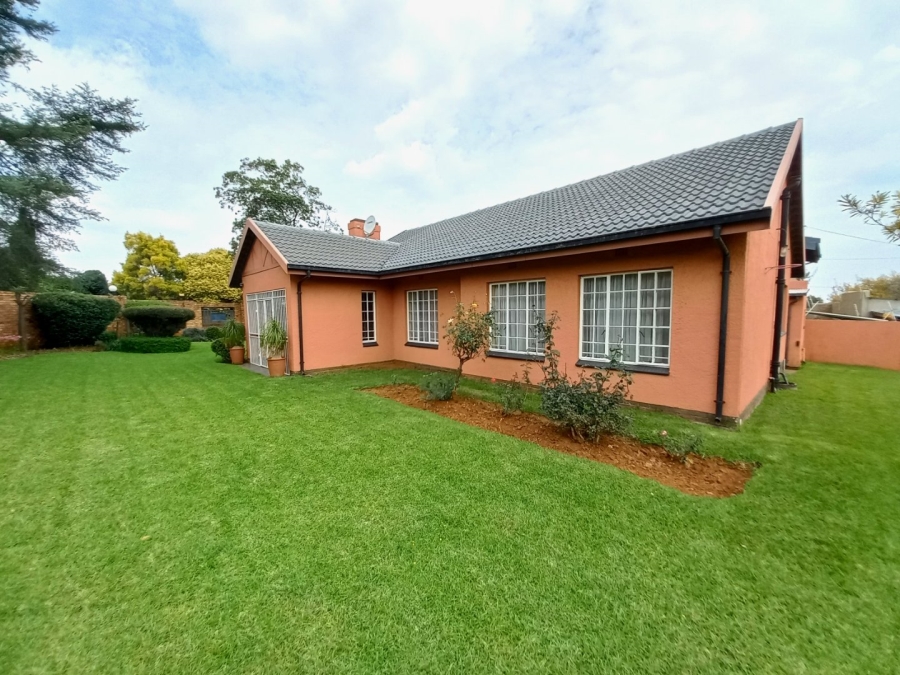 3 Bedroom Property for Sale in Harmelia Gauteng