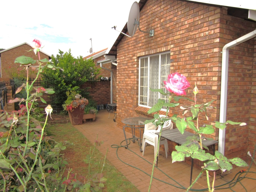 3 Bedroom Property for Sale in Hennopspark Gauteng