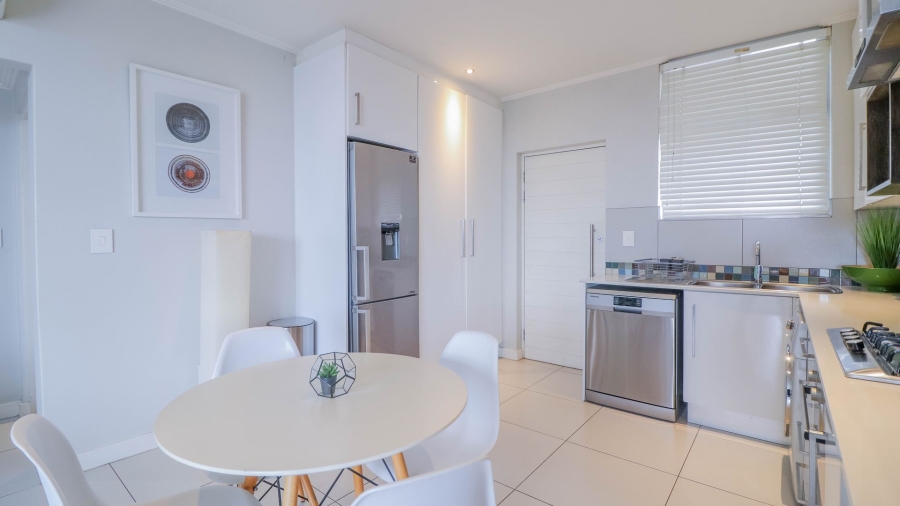 2 Bedroom Property for Sale in Rosebank Gauteng