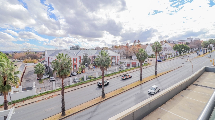 2 Bedroom Property for Sale in Rosebank Gauteng