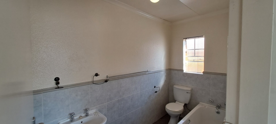 3 Bedroom Property for Sale in Halfway Gardens Gauteng