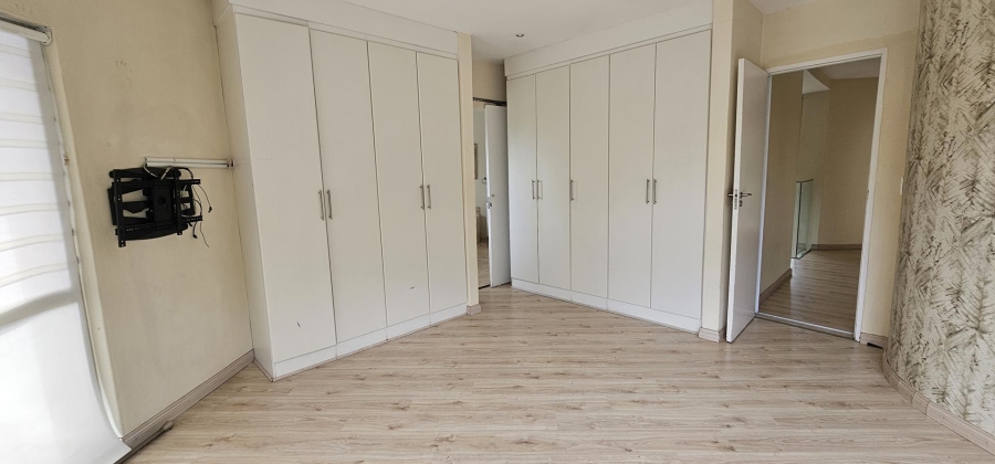 4 Bedroom Property for Sale in Woodmead Gauteng