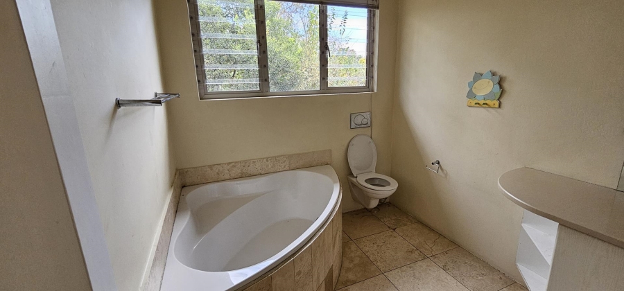 4 Bedroom Property for Sale in Woodmead Gauteng