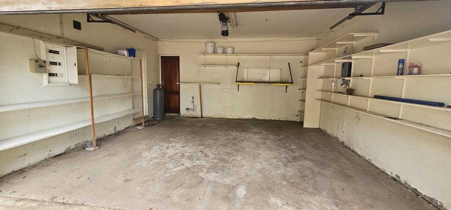 4 Bedroom Property for Sale in Woodmead Gauteng