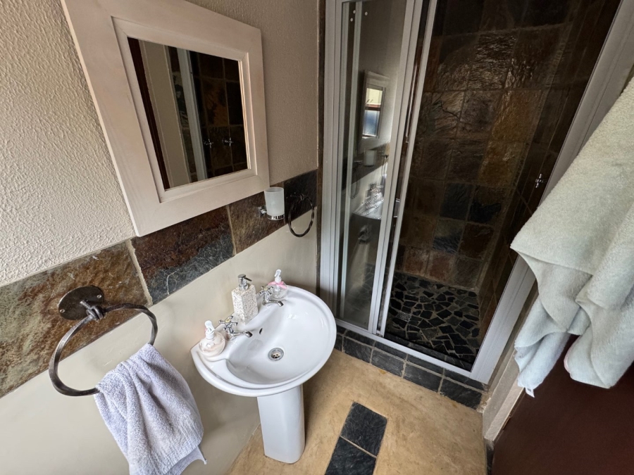 3 Bedroom Property for Sale in Glen Marais Gauteng