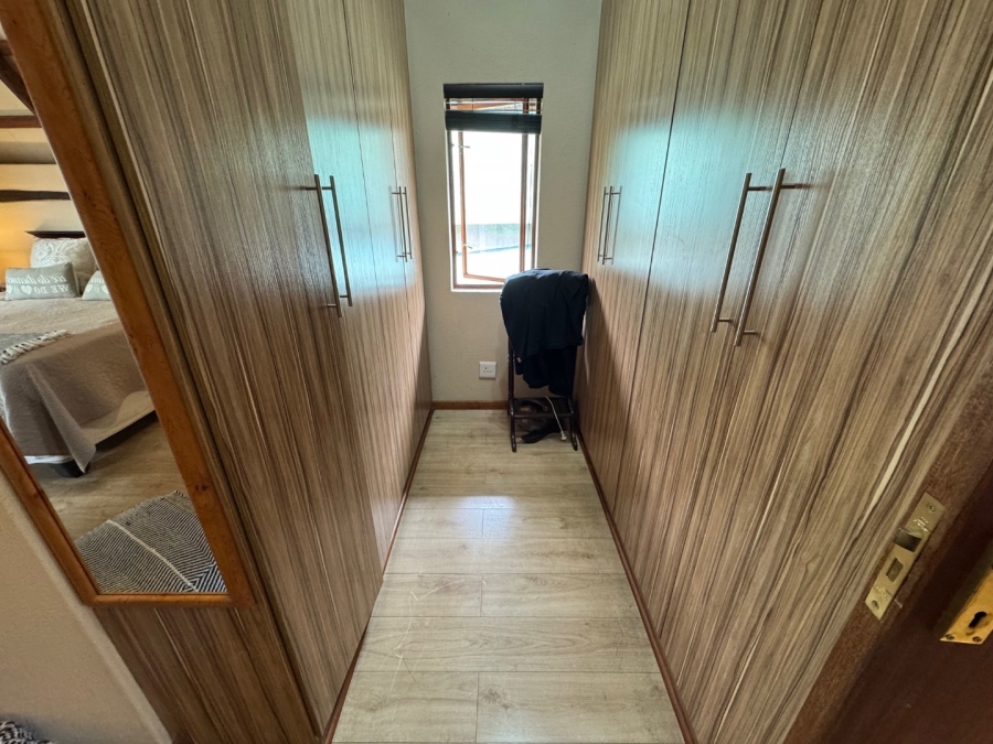 3 Bedroom Property for Sale in Glen Marais Gauteng